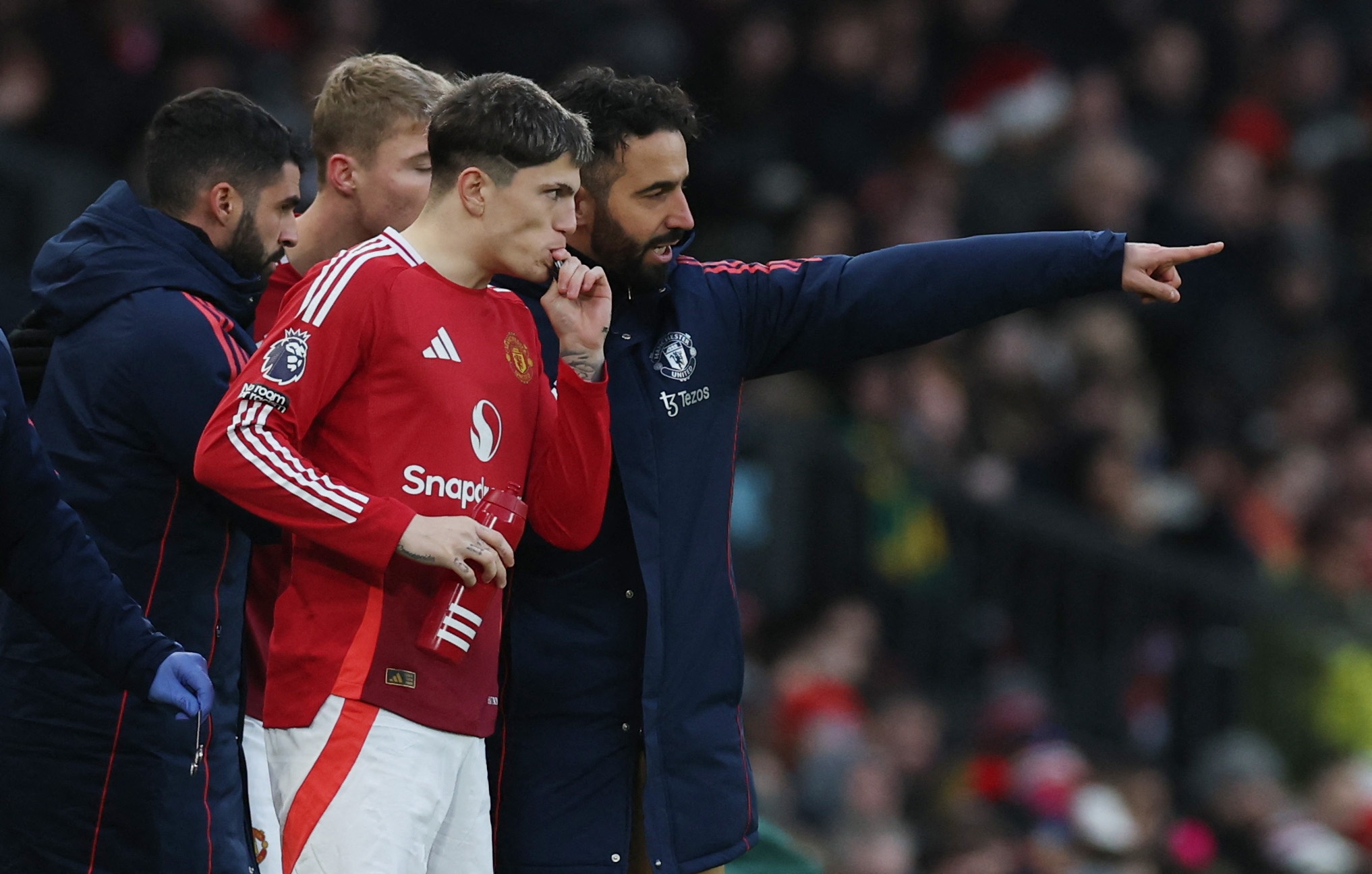 关于窗口期西甲焦点战,利物浦战术微调,目标明确,更衣室氛围转暖的信息