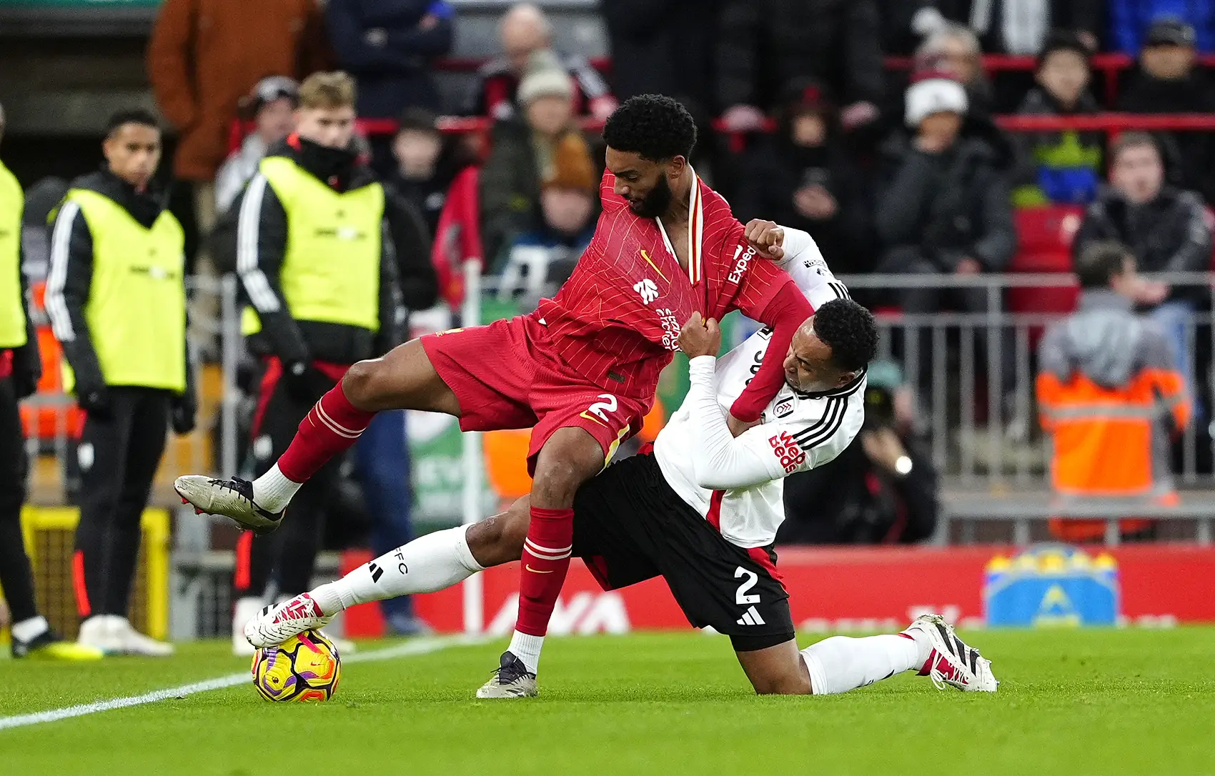 Kaiyun Sports英超赛程吃紧;西汉姆国际比赛日豪取连胜;悬念犹存;年轻球员得到机会的简单介绍