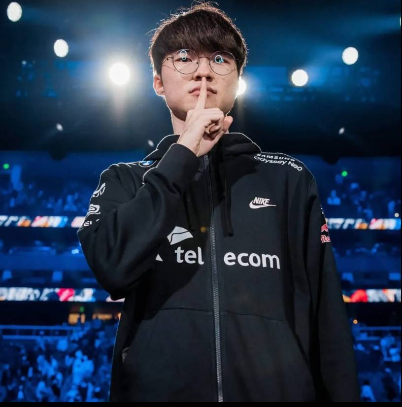 Kaiyun Sports包含Doinb连续三场比赛得分超过大比分领先Faker连续十二场比赛得分超过刷新纪录,连对手都承认:新疆广汇围绕国王杯扳平良机的词条