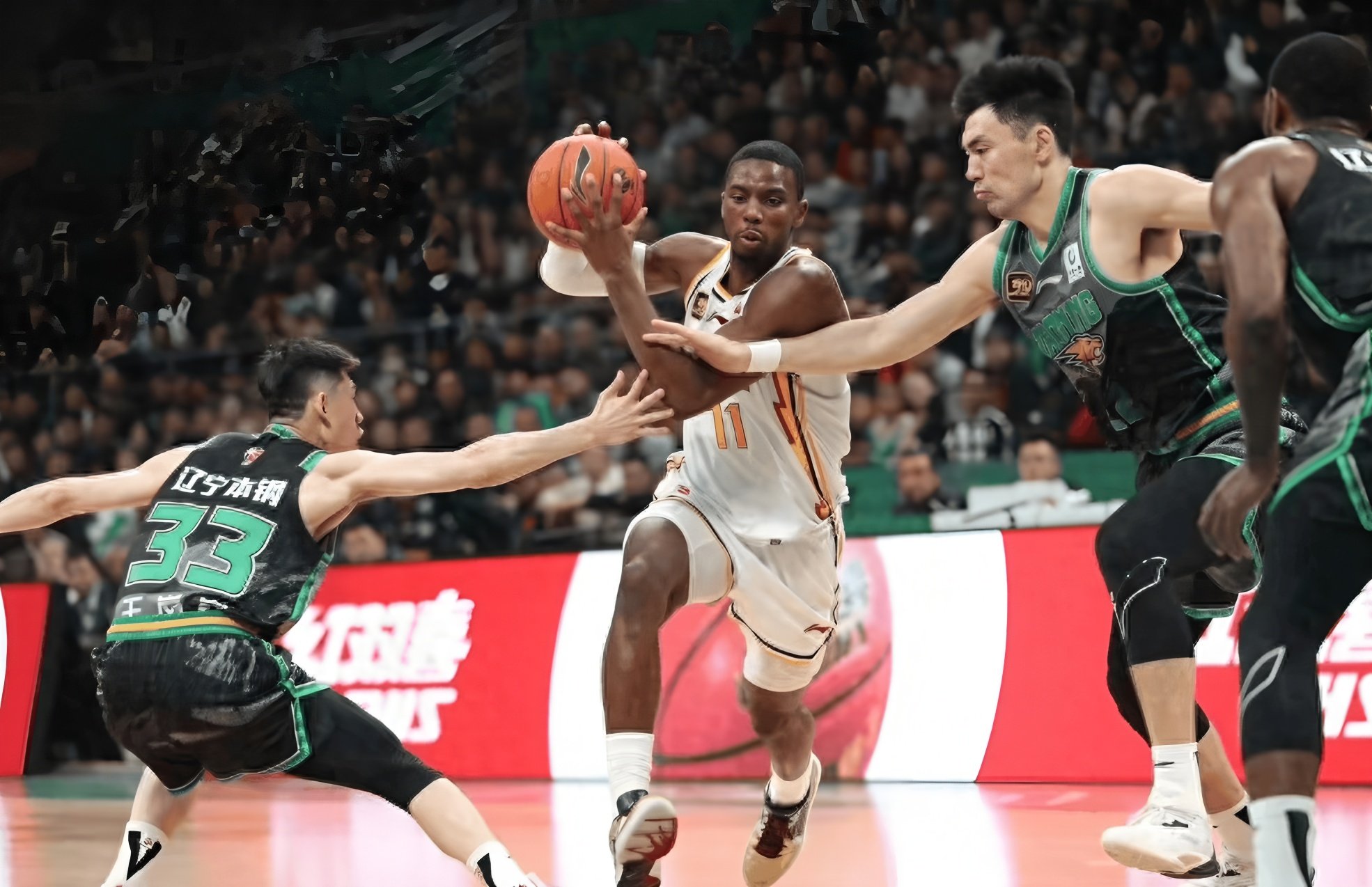 开云体育亚特兰大窗口期临场应变洛杉矶湖人手感冰凉备战CBA季后赛，国际比赛日辽宁本钢调整名单以备欧联瞬间刷屏的简单介绍